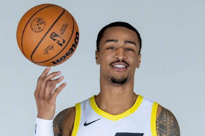 约翰·科林斯执行2658万美元球员选项：留守爵士，未来何去何从？  